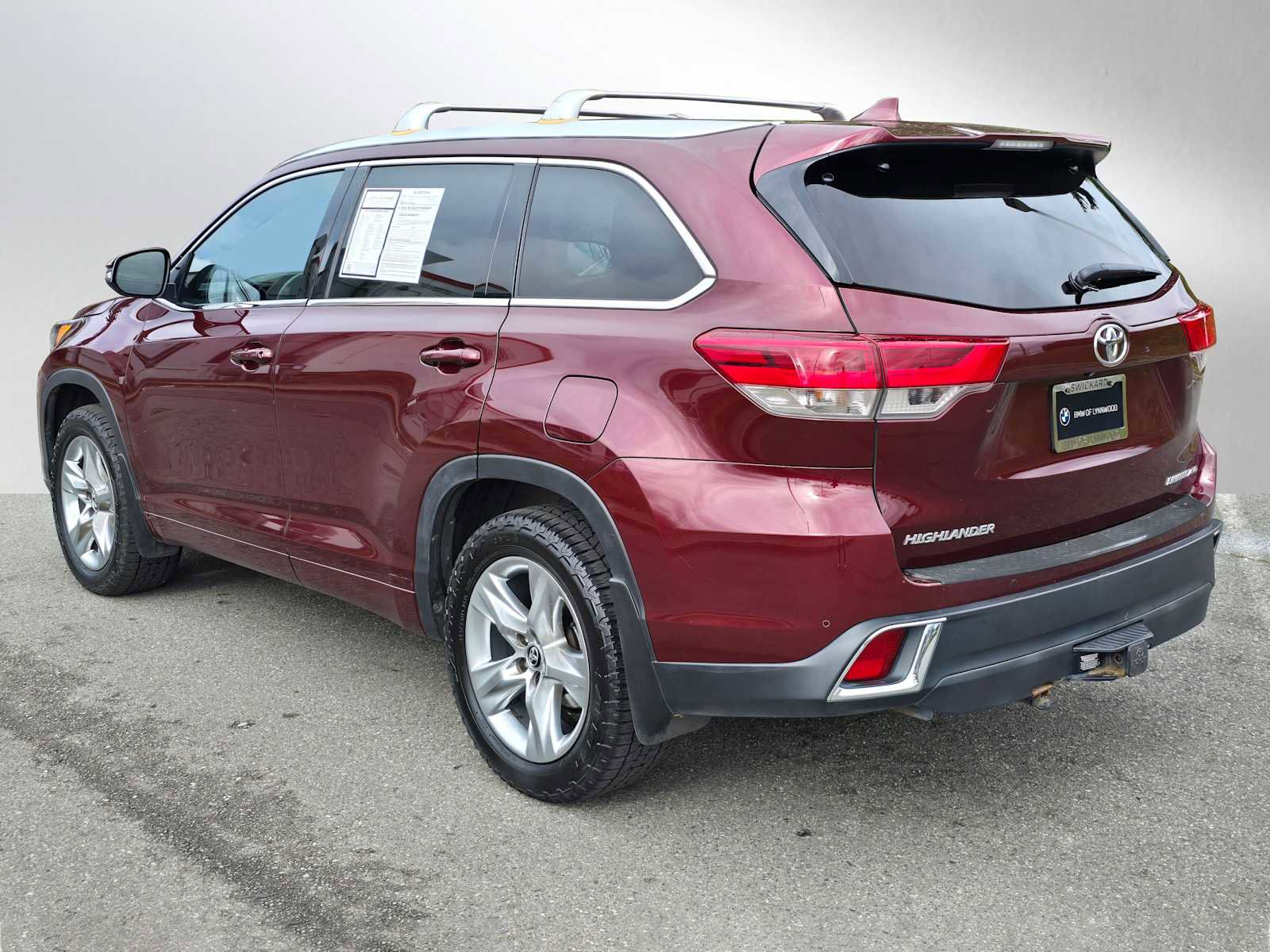 Used 2017 Toyota Highlander Limited image 5