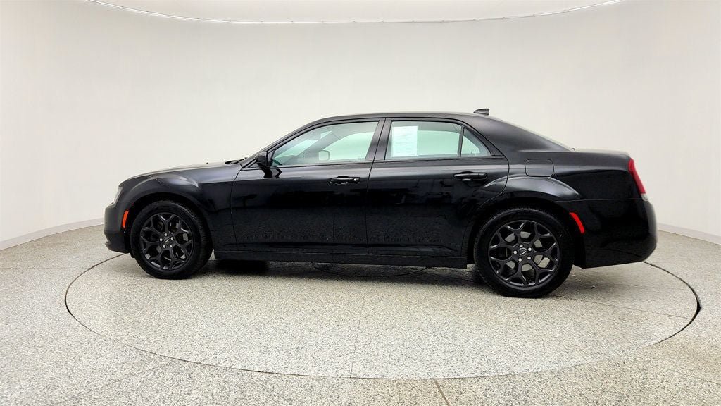 Used 2020 Chrysler 300 S AWD/4WD image 8
