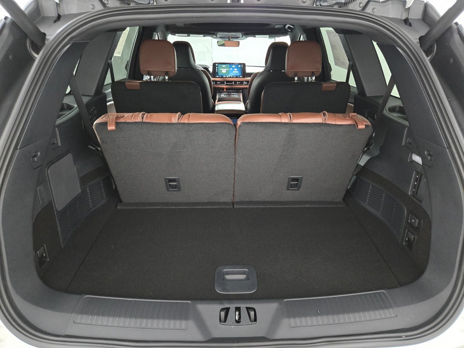 New 2026 Lincoln Aviator Reserve AWD/4WD image 19