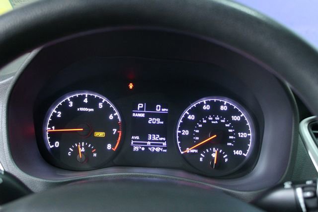 Used 2021 Hyundai Accent SEL image 16