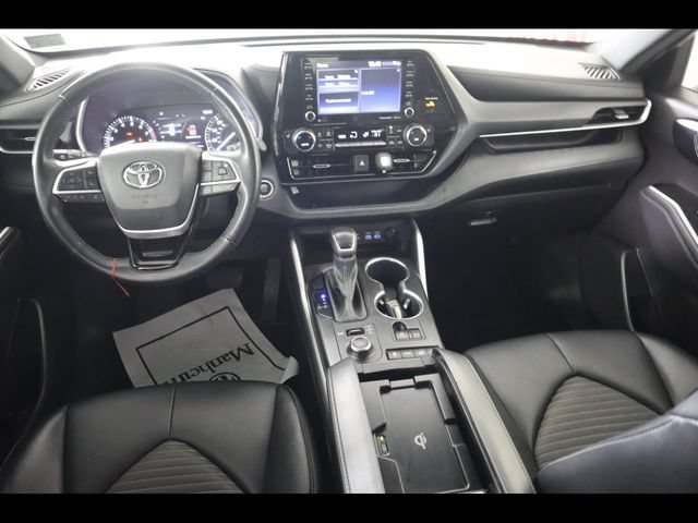 Used 2022 Toyota Highlander XSE AWD/4WD image 44