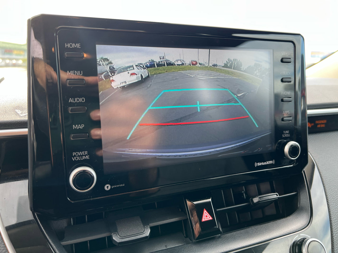 Used 2022 Toyota Corolla LE image 40