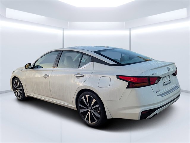 Used 2020 Nissan Altima 2.5 Platinum image 6