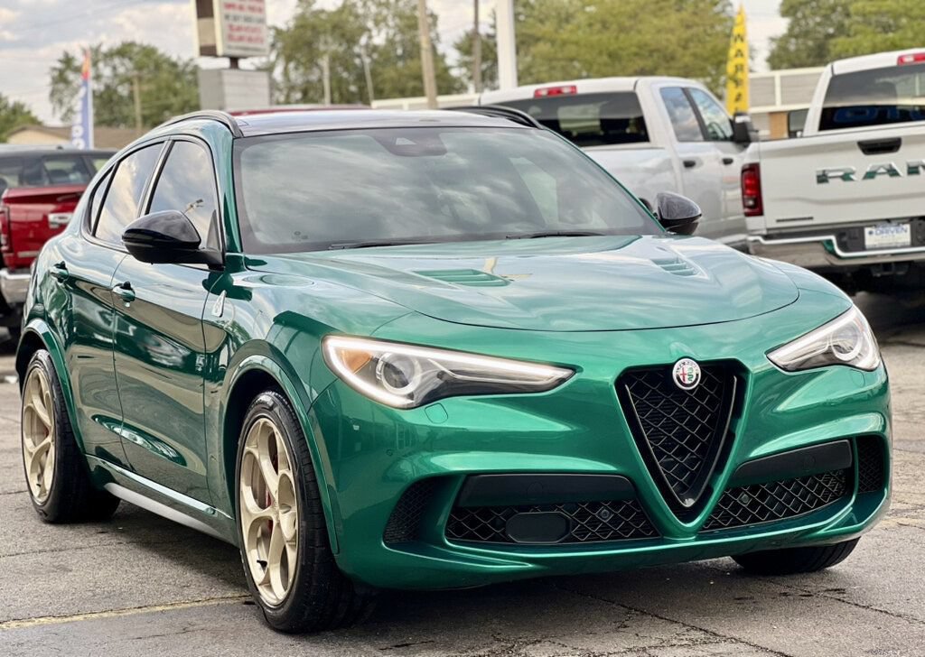 Used 2022 Alfa Romeo Stelvio Quadrifoglio w/ Active Assist Plus Package AWD/4WD image 8