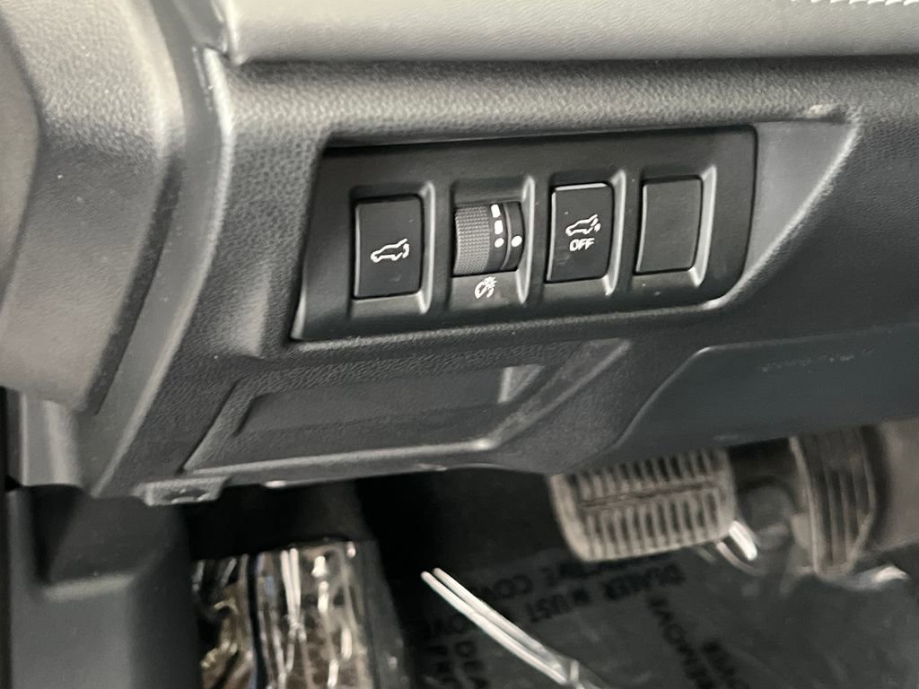 Used 2020 Subaru Outback Touring XT AWD/4WD image 32