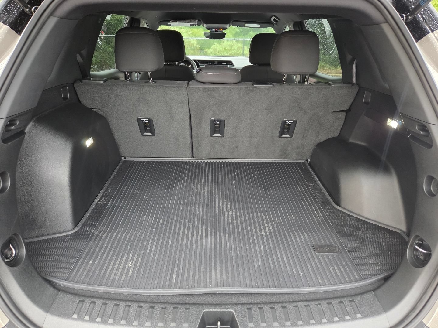 New 2026 GMC Terrain Elevation w/ Technology Package II AWD/4WD image 22