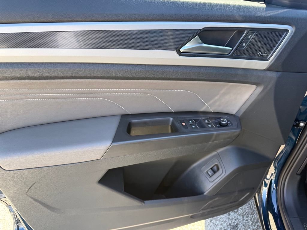 Used 2023 Volkswagen Atlas Cross Sport SEL Premium R-Line image 10