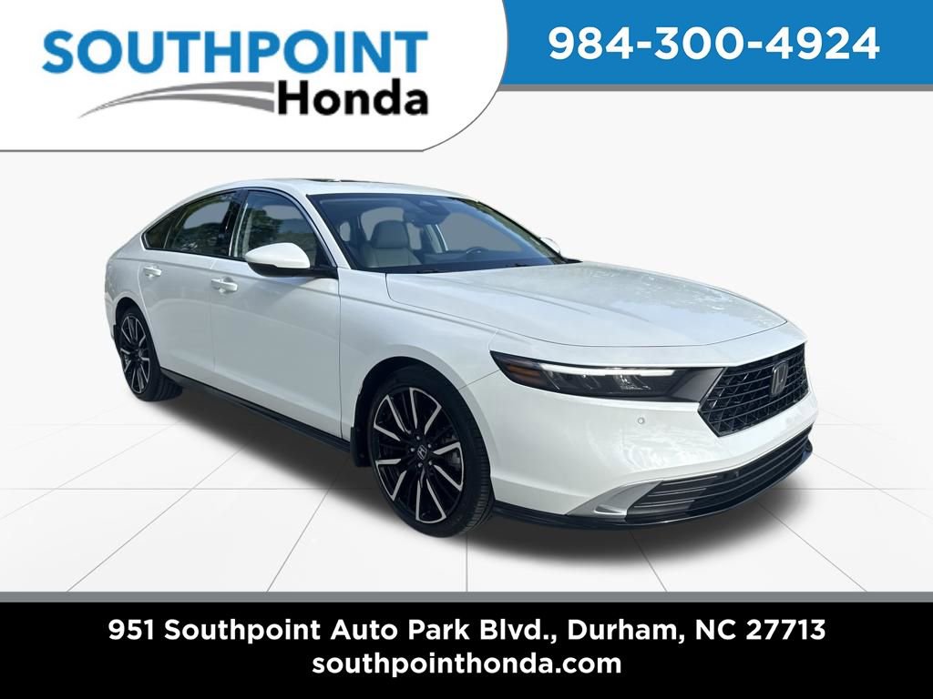 Used 2023 Honda Accord Touring image 1