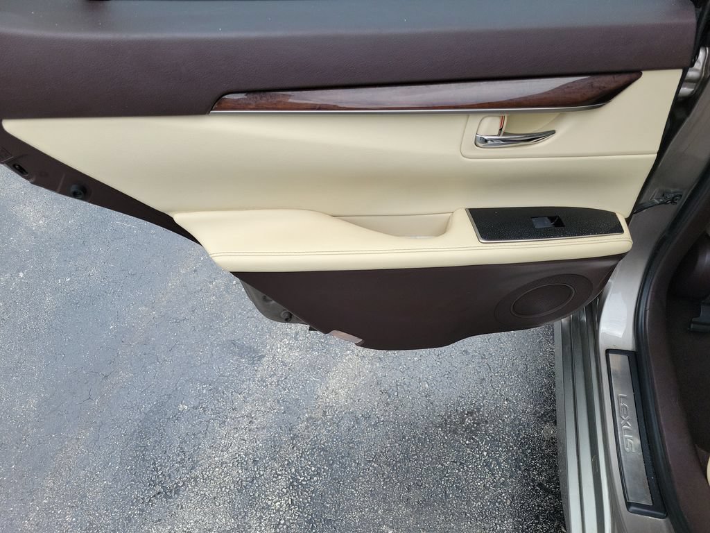 Used 2017 Lexus ES 350 w/ Navigation System Package FWD image 17
