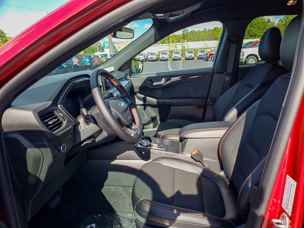 New 2026 Ford Escape ST-Line image 7