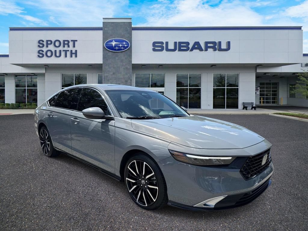 Used 2024 Honda Accord Touring image 1