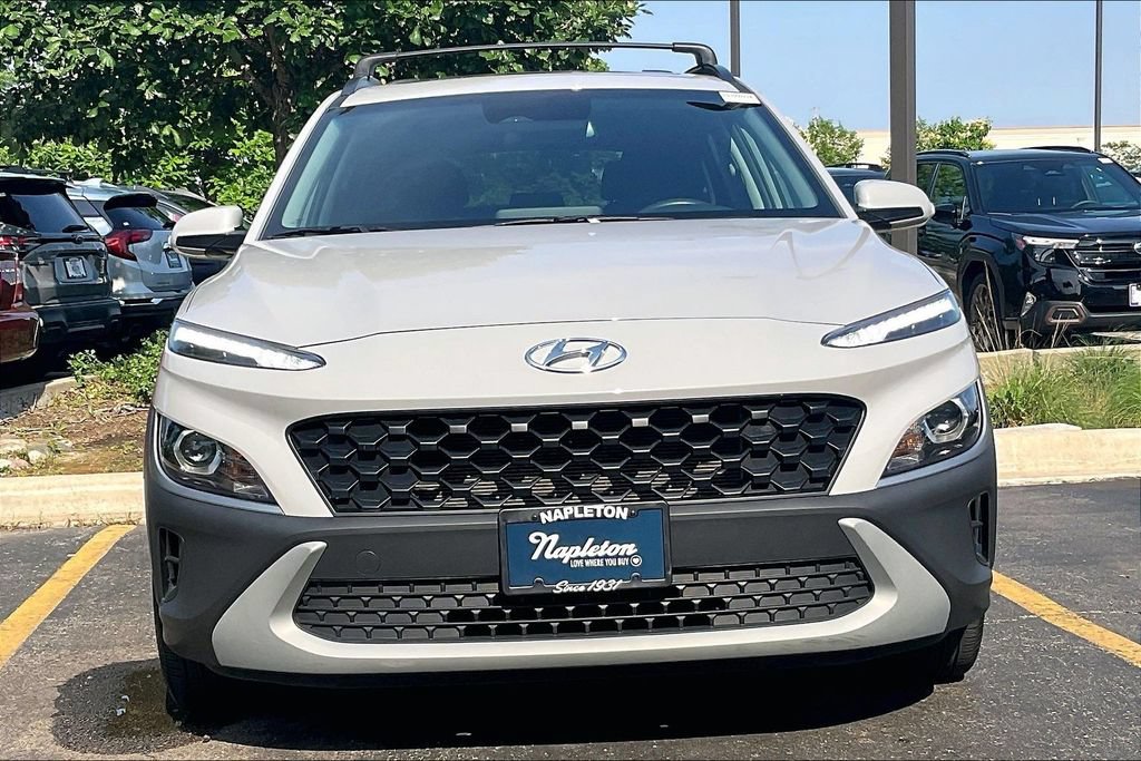 Used 2022 Hyundai Kona SEL w/ Convenience Package AWD/4WD image 2