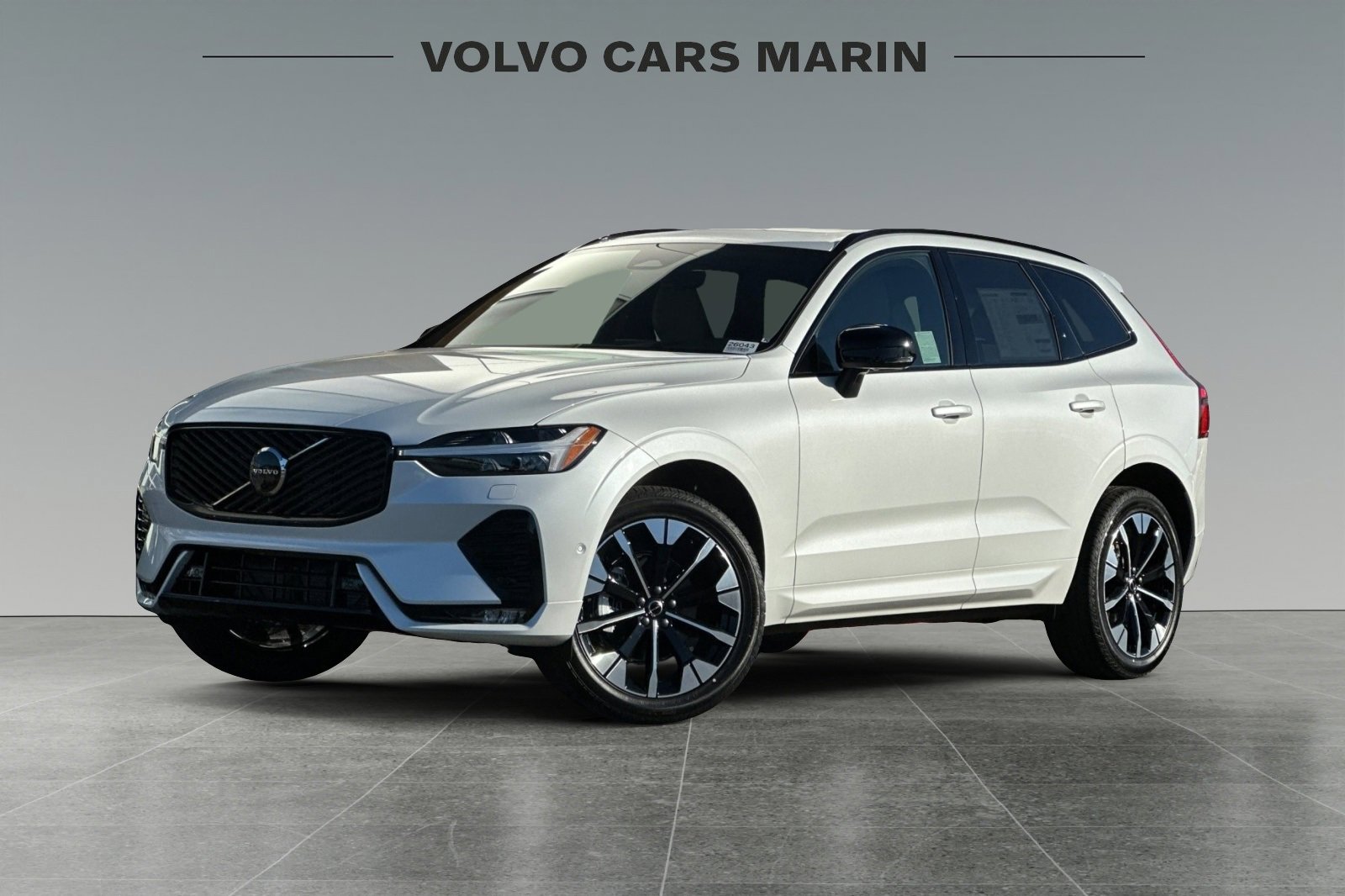 New 2026 Volvo XC60 B5 Plus w/ Protection Package Premier video 1