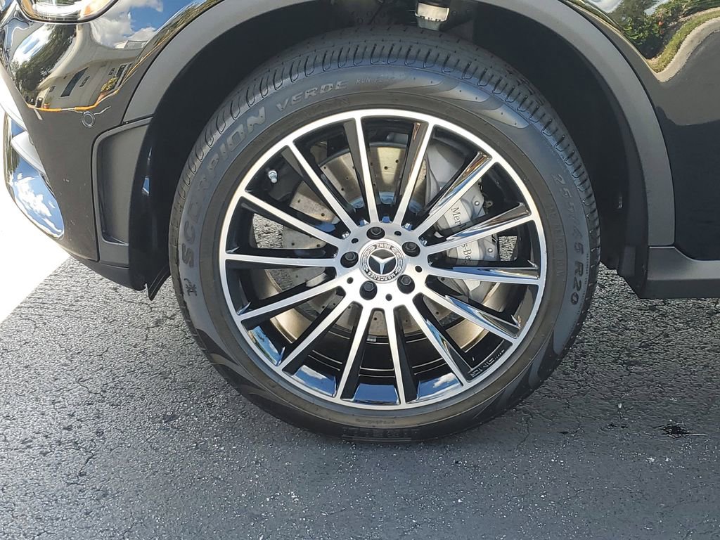 Used 2022 Mercedes-Benz GLC 300 image 11