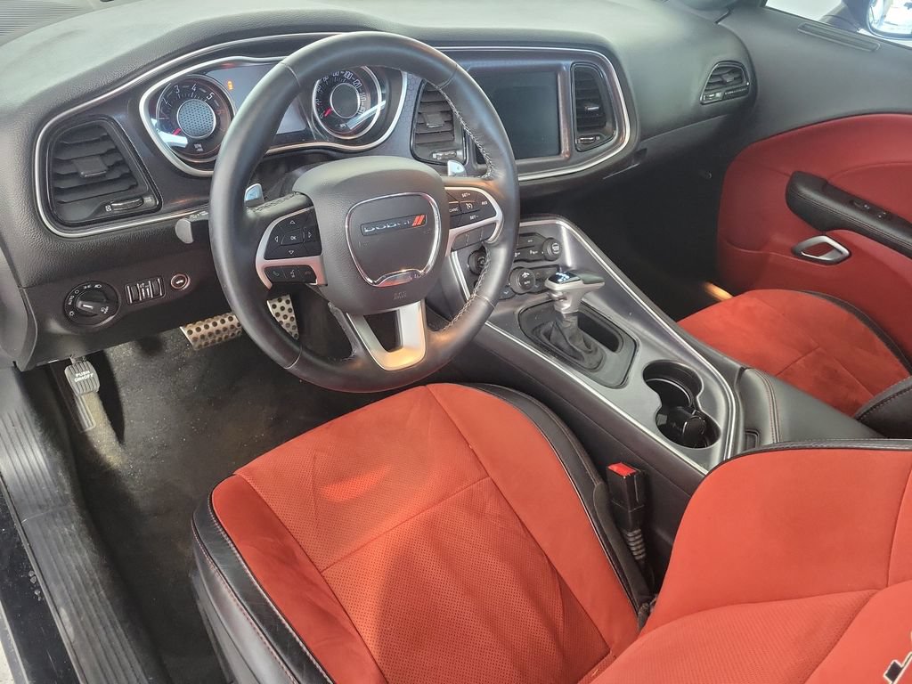 Used 2015 Dodge Challenger R/T Plus RWD image 13