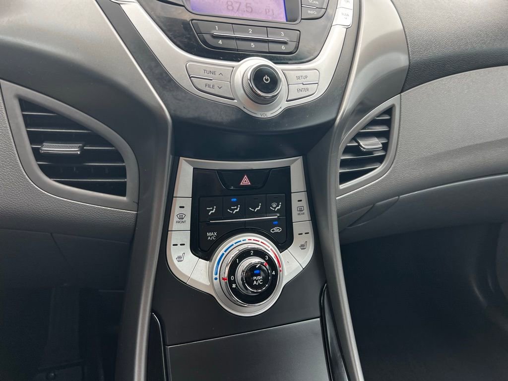 Used 2012 Hyundai Elantra Limited image 24