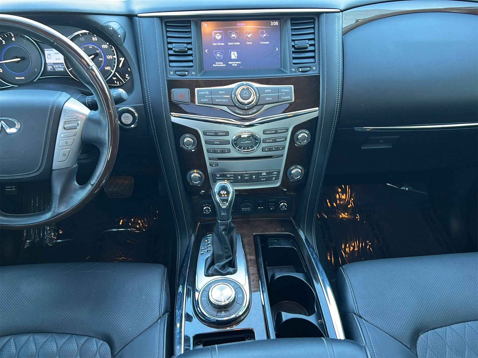 Certified 2018 INFINITI QX80 4WD w/ Deluxe Technology Package image 12