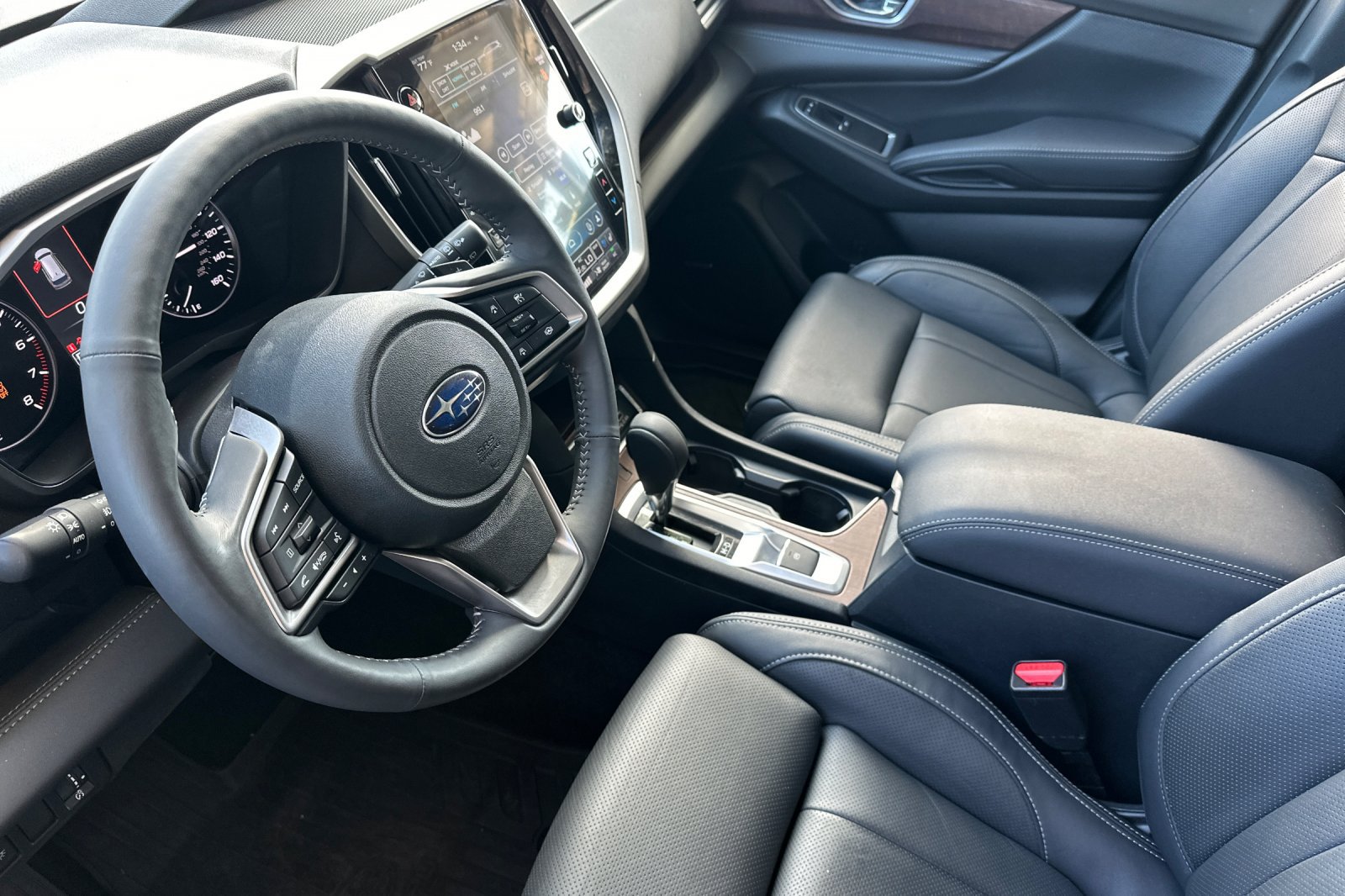 Used 2023 Subaru Ascent Touring AWD/4WD image 10