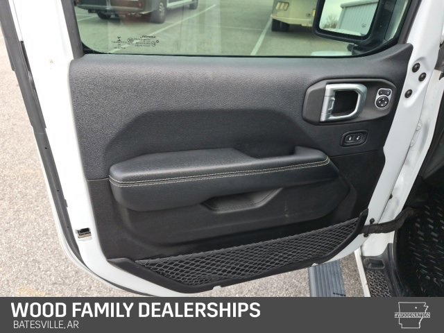 Used 2019 Jeep Wrangler Unlimited Sahara image 26