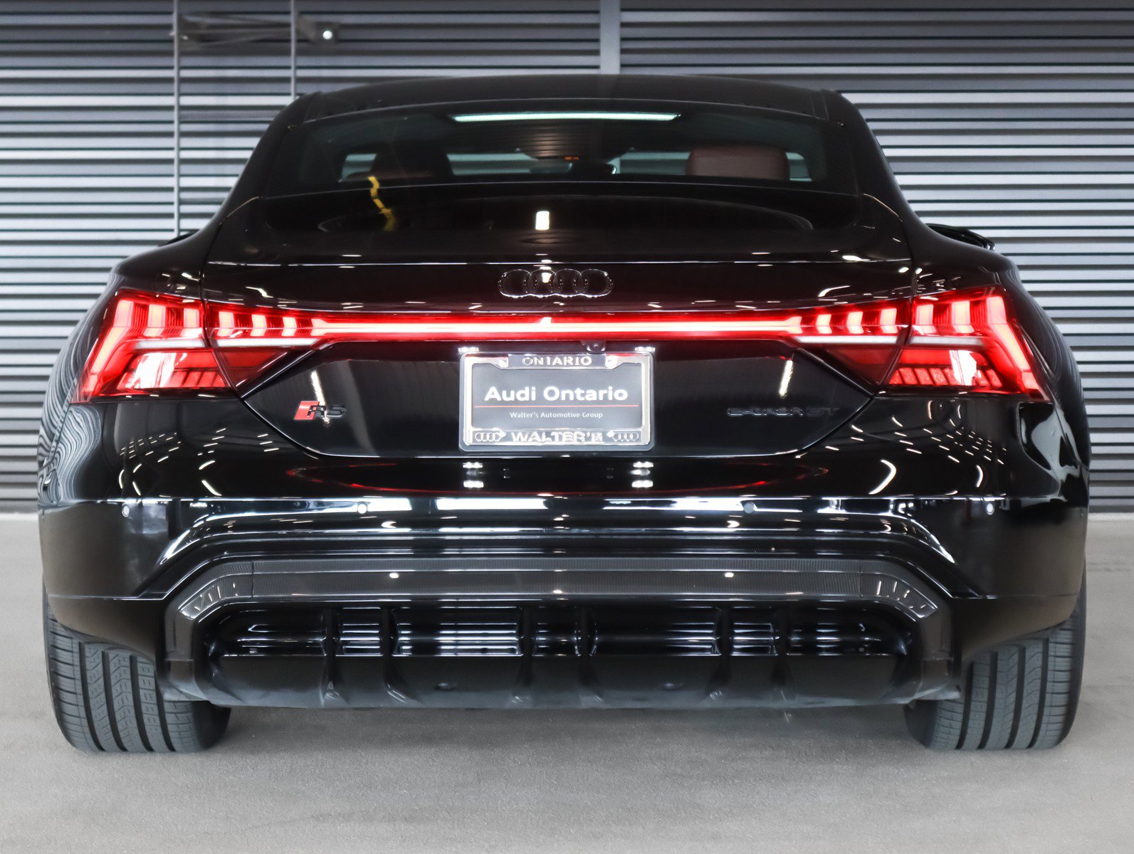 Used 2024 Audi RS e-tron GT w/ Carbon Performance Package image 12