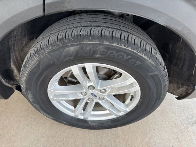 Used 2023 Ford Explorer XLT RWD image 5