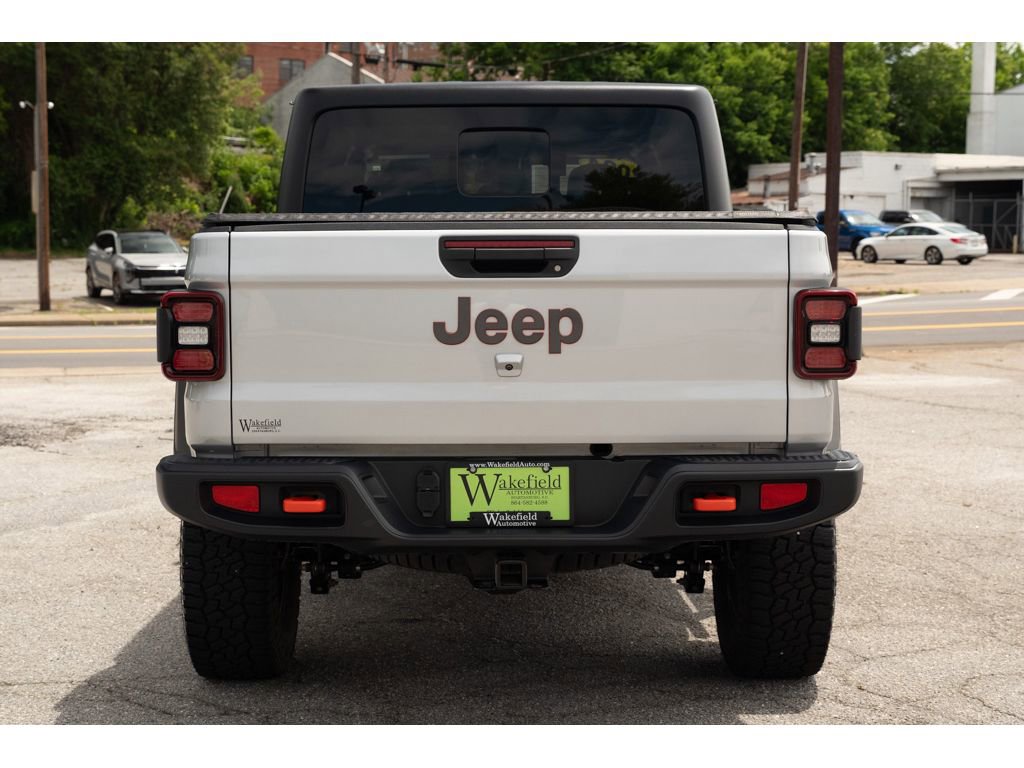 Used 2024 Jeep Gladiator Mojave w/ Convenience Group AWD/4WD image 7