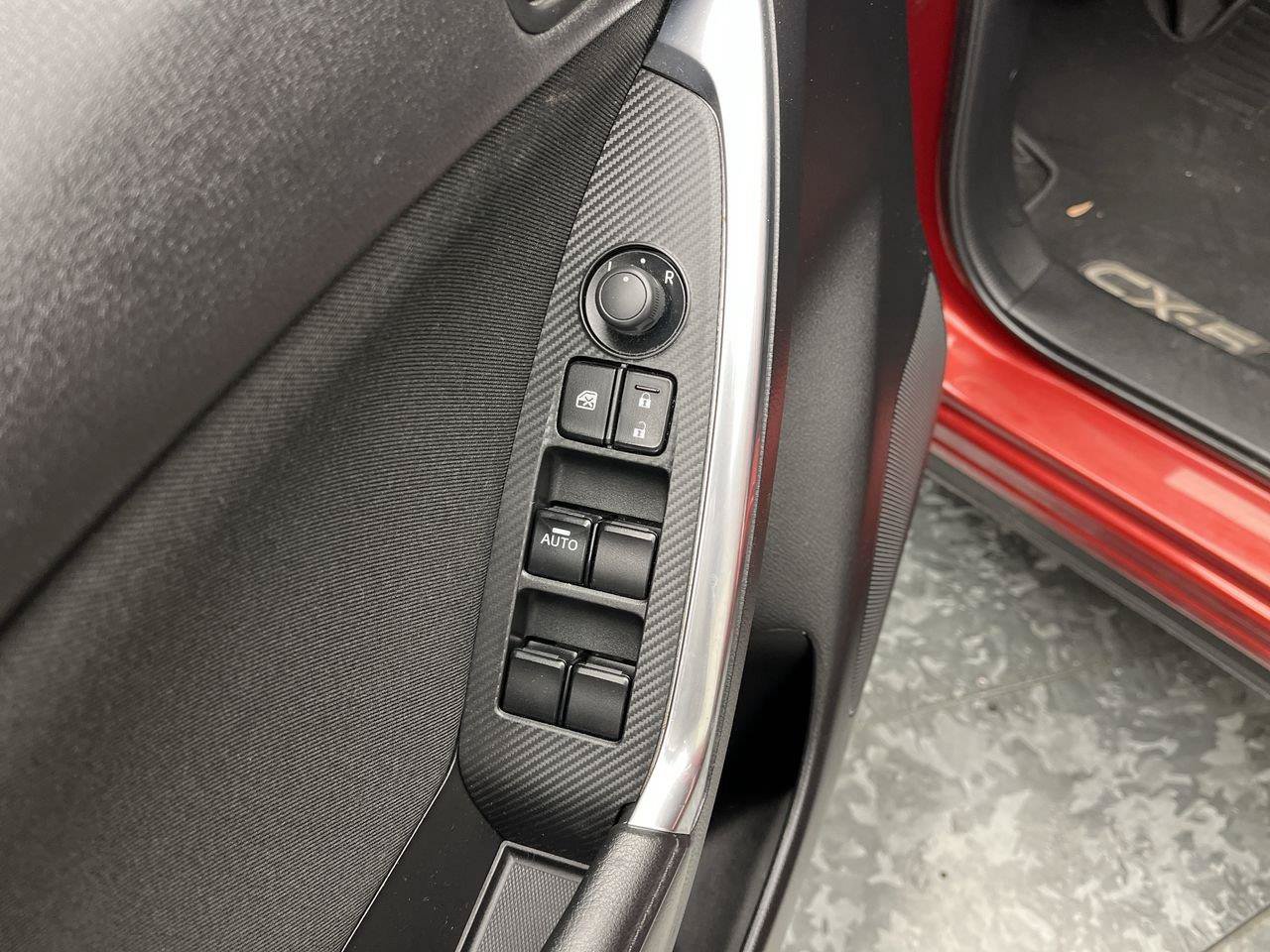 Used 2016 MAZDA CX-5 Touring AWD/4WD image 8