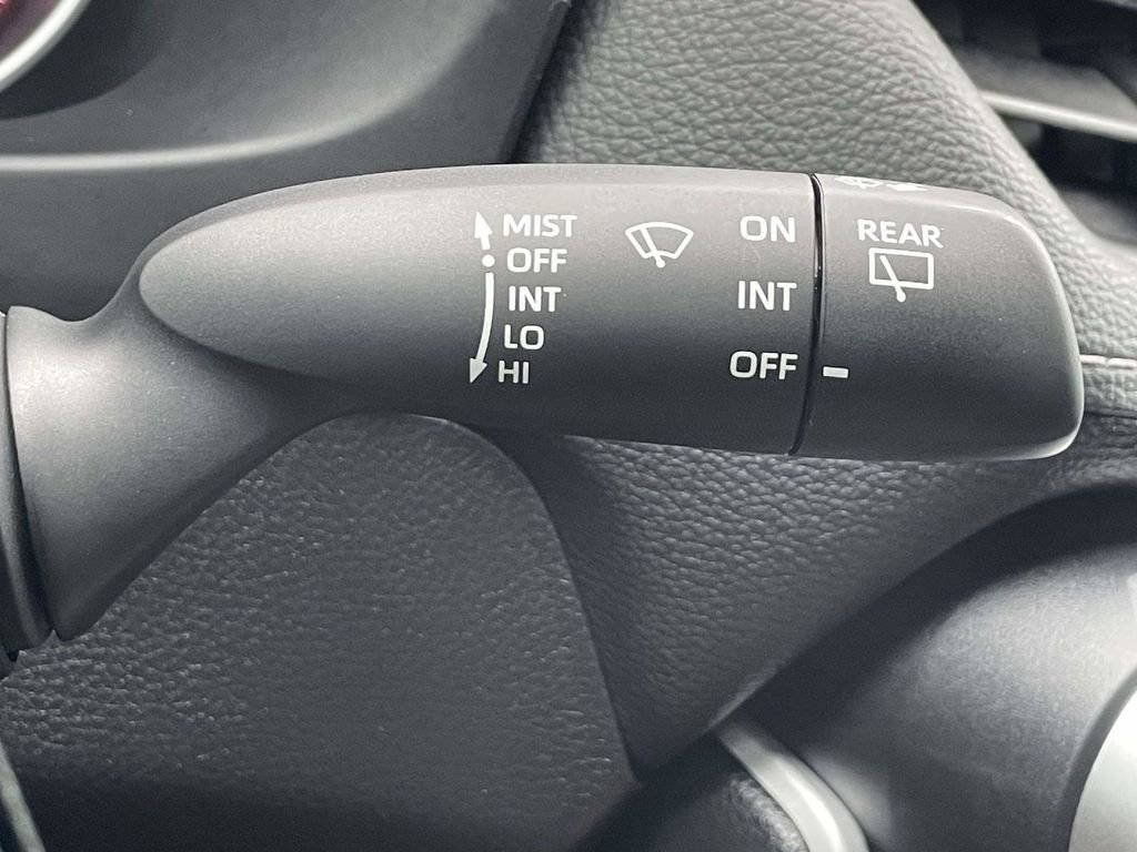 Used 2025 Toyota RAV4 LE FWD image 30