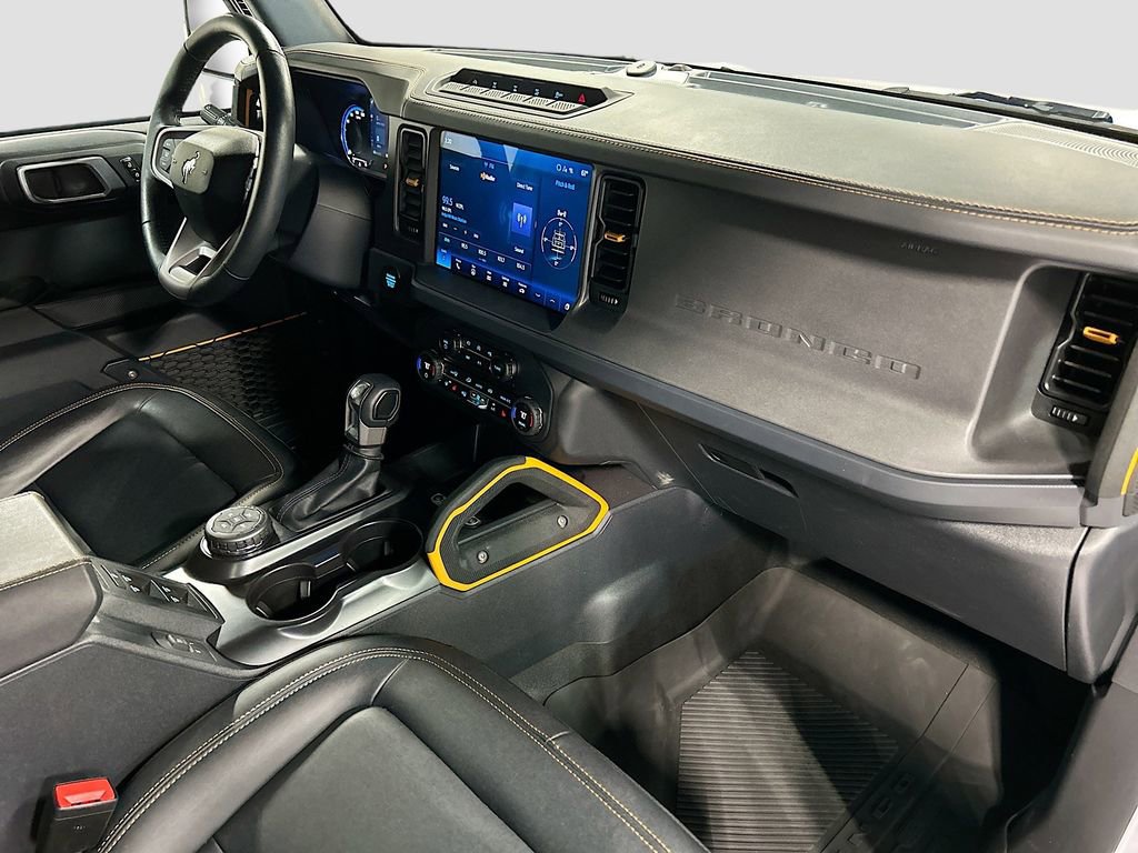 Used 2024 Ford Bronco Badlands image 28
