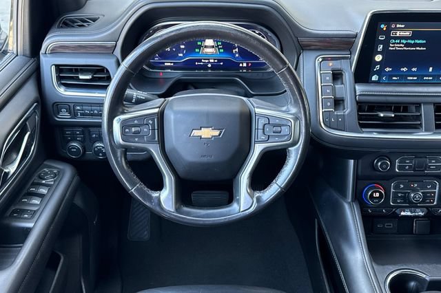 Used 2022 Chevrolet Suburban LT AWD/4WD image 16