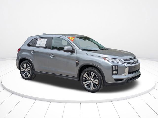 Used 2025 Mitsubishi Outlander Sport ES image 2