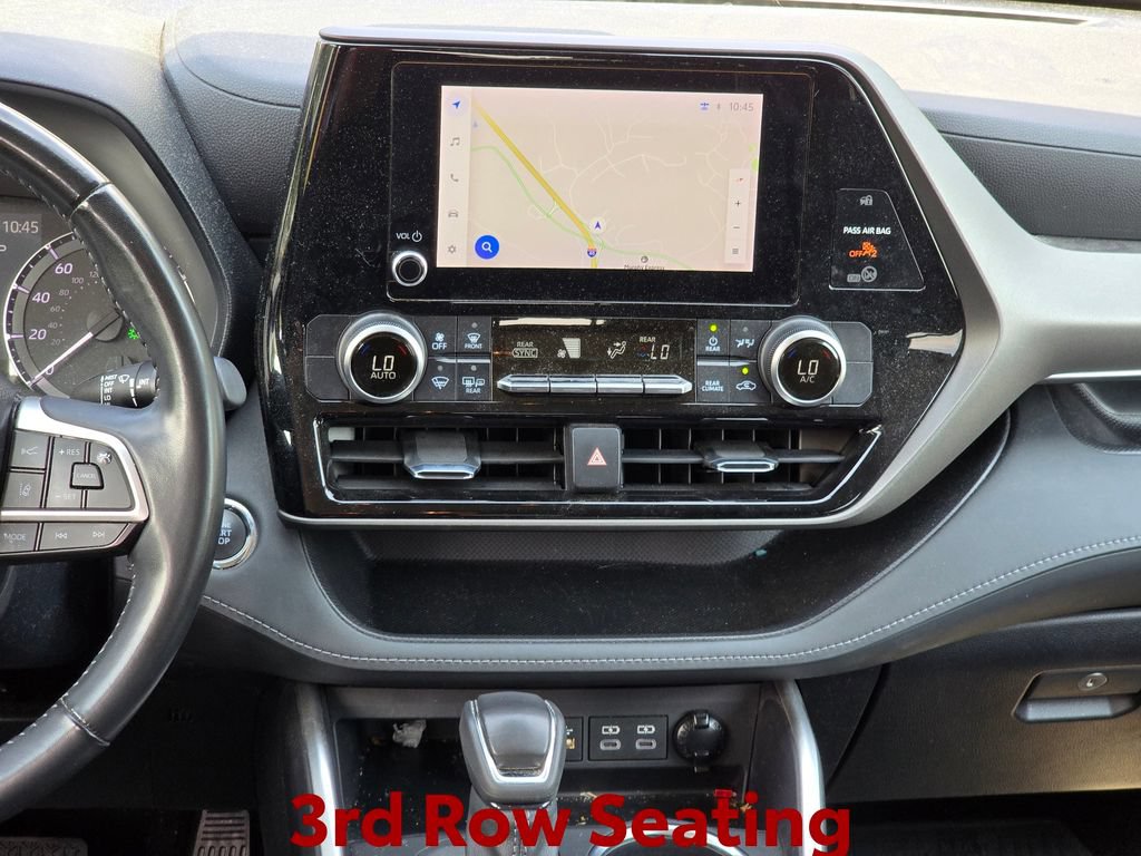 Used 2023 Toyota Highlander LE FWD image 17