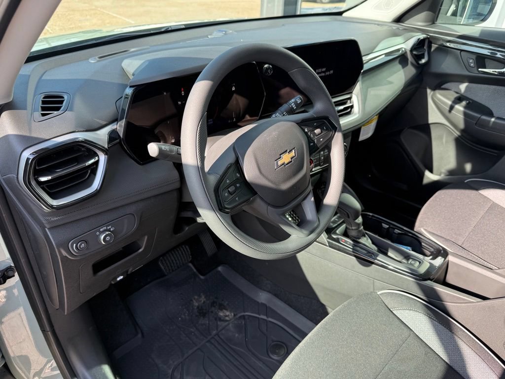 New 2026 Chevrolet TrailBlazer LS w/ LS Convenience Package FWD image 7