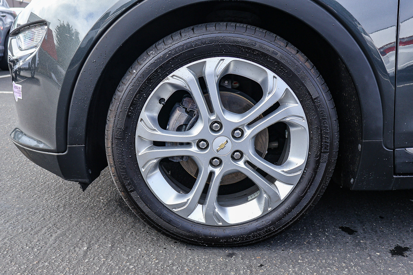 Used 2019 Chevrolet Bolt LT FWD image 15