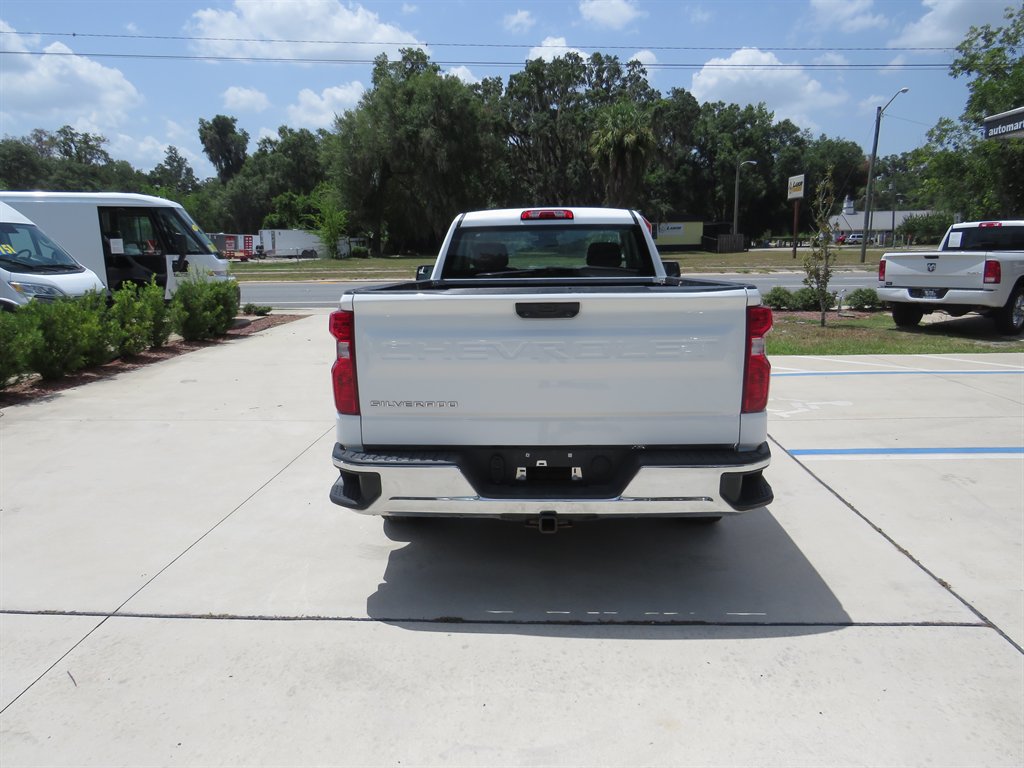Used 2025 Chevrolet Silverado 1500 W/T RWD image 10