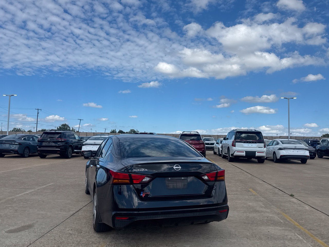 Used 2023 Nissan Altima 2.5 S FWD image 22