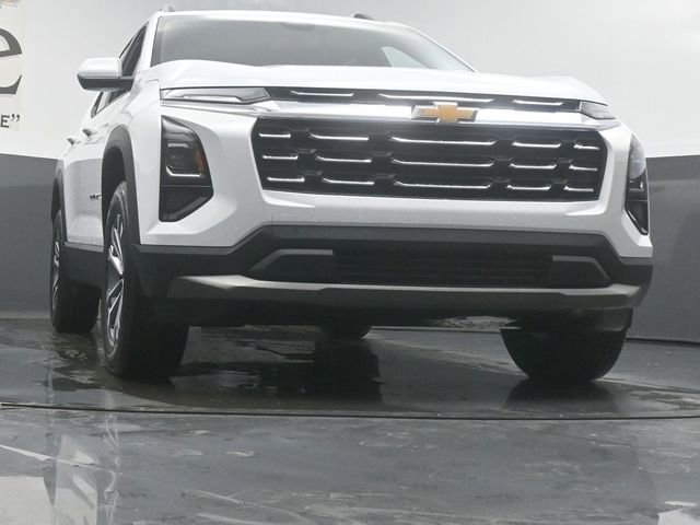 New 2026 Chevrolet Equinox LT image 3