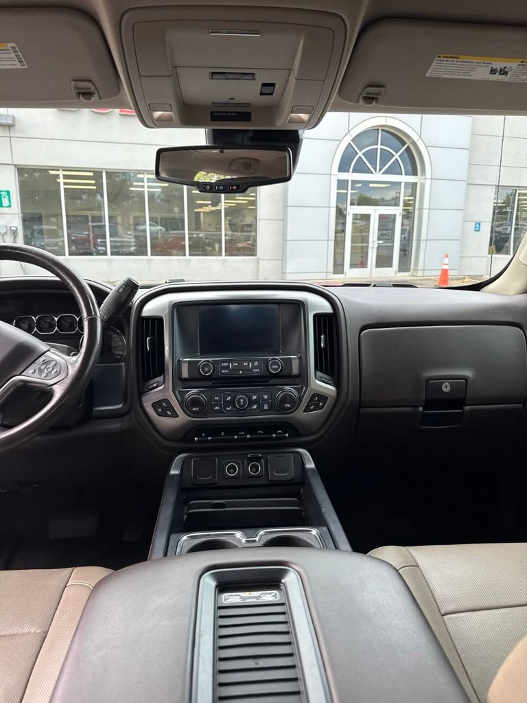 Used 2018 Chevrolet Silverado 1500 LTZ w/ Sport Package AWD/4WD image 7