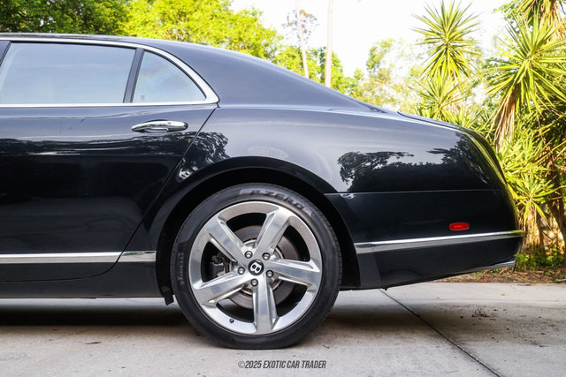 Used 2016 Bentley Mulsanne Speed image 5