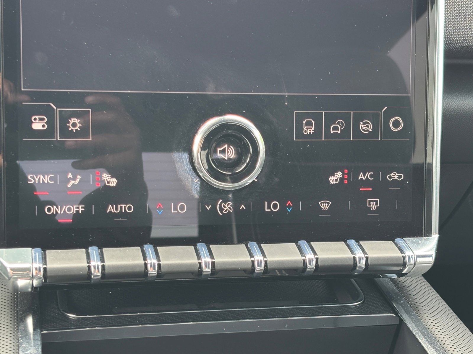 New 2026 GMC Sierra EV Elevation w/ LPO, Elevation Dark Package image 26