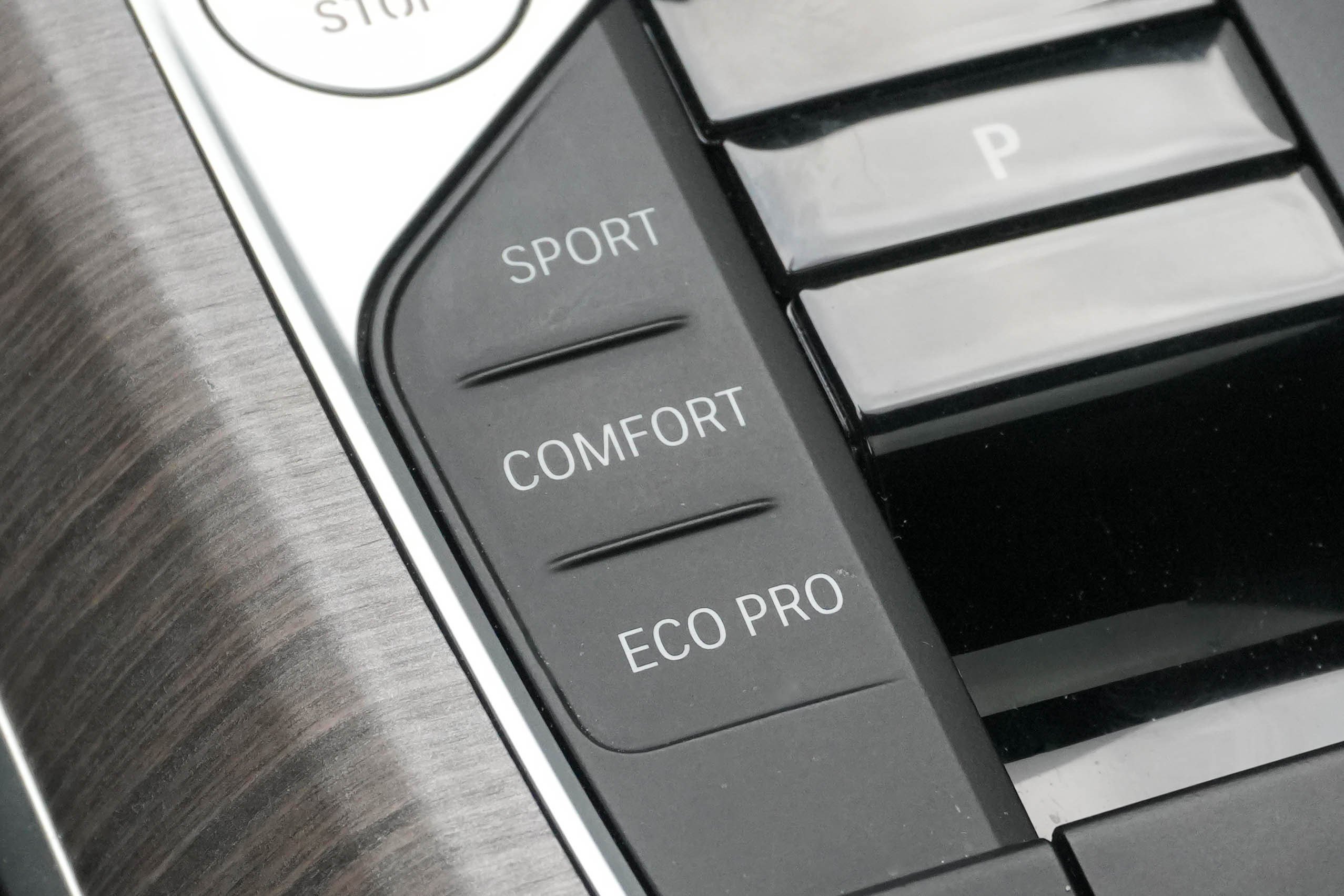 Certified 2025 BMW 330i xDrive Sedan image 29