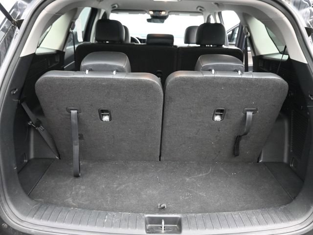 Used 2023 Kia Sorento S image 6