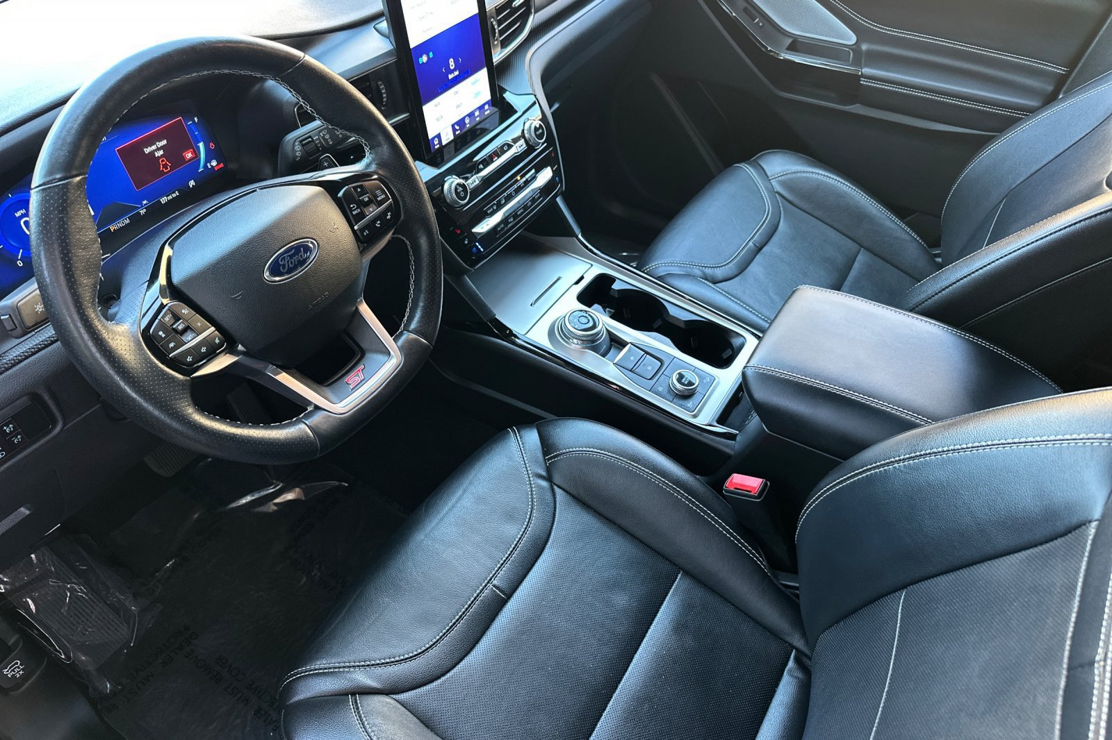 Used 2023 Ford Explorer ST w/ Equipment Group 401A AWD/4WD image 10
