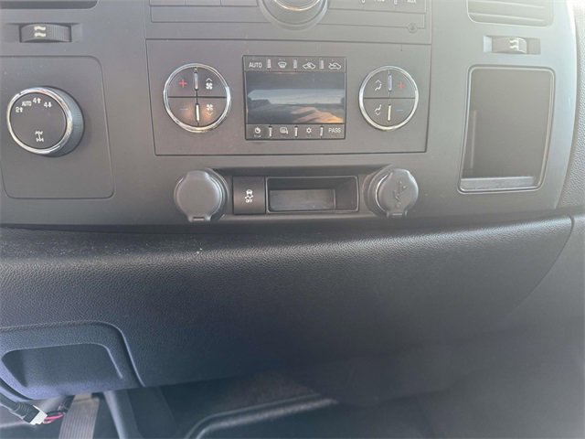 Used 2011 GMC Sierra 1500 SLE w/ Power Tech Package image 18