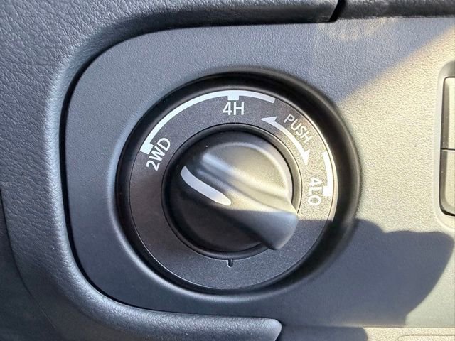 New 2026 Nissan Frontier SV w/ All-Weather Content Package image 15