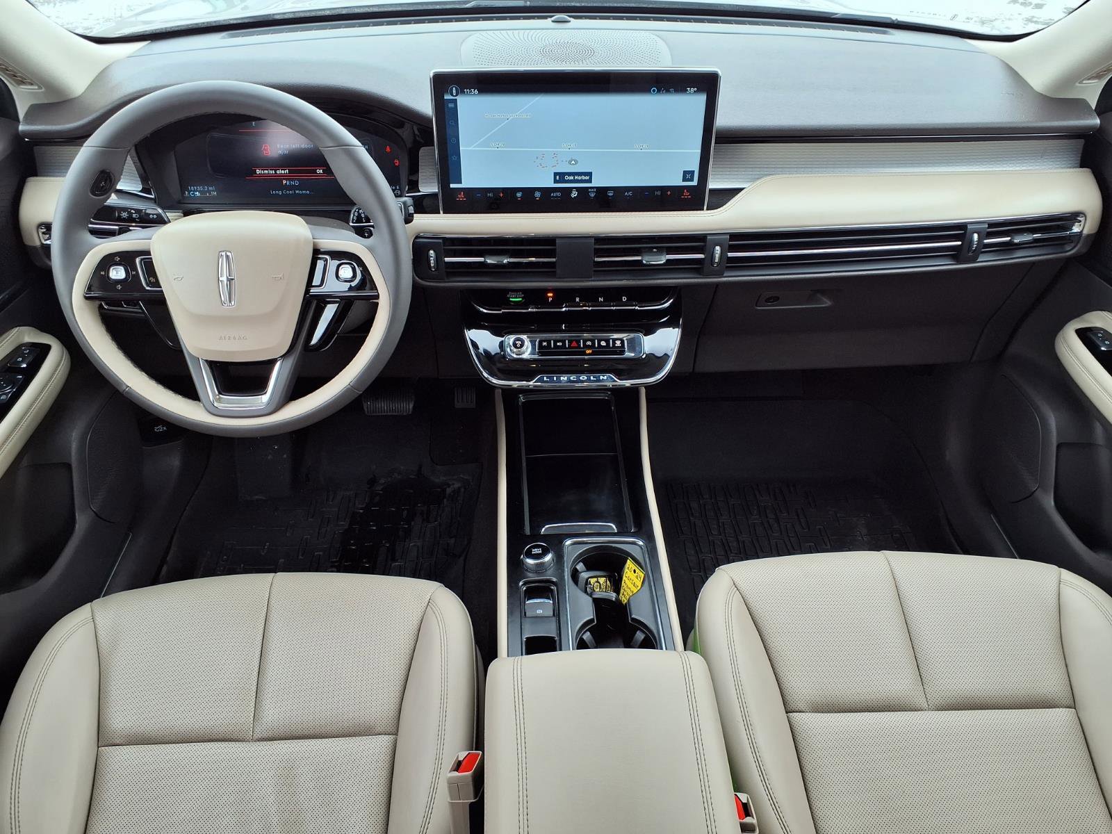 Used 2024 Lincoln Corsair Premiere w/ Equipment Group 101A image 11