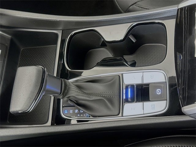 Certified 2025 Hyundai Santa Cruz SEL image 17