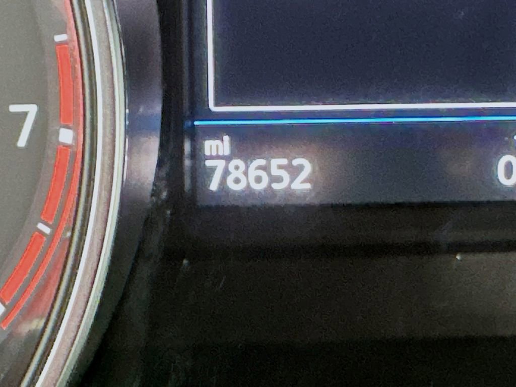 Used 2021 Volkswagen Tiguan SE R-Line image 33