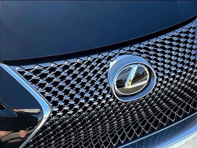 Used 2018 Lexus LC 500 Coupe w/ Touring Package RWD image 27