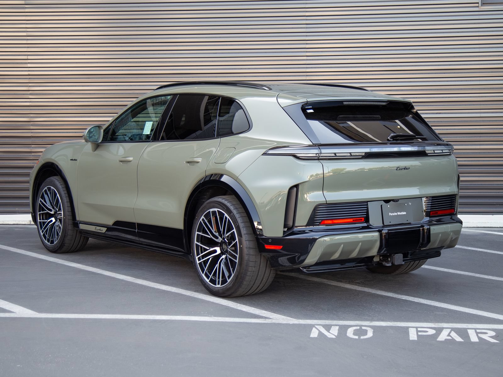 New 2026 Porsche Cayenne Turbo AWD/4WD image 3